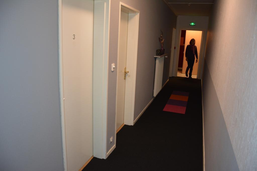 Logis Hotel Du Centre - Halte Ideale En Cyclotourisme Avec Garage A Velos Clos Molsheim Kültér fotó
